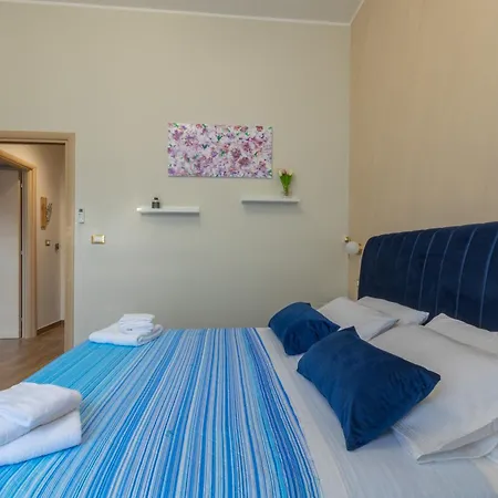 Aphrodite Appartement *